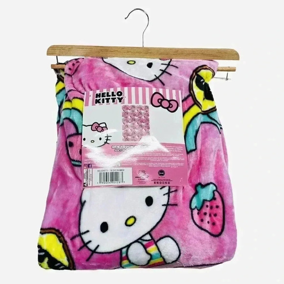Hello Kitty Summer Rainbow Beach Plush Throw Blanket Hot Pink - Picture 1 of 5